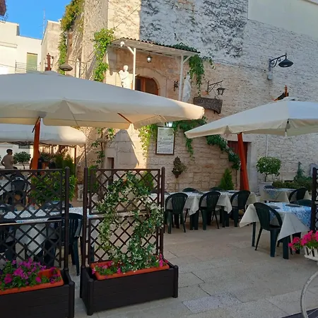 Al Castello Nocleg ze śniadaniem Sammichele Di Bari