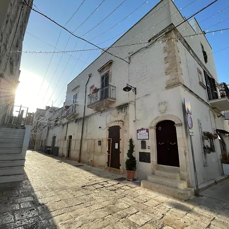 Al Castello Nocleg ze śniadaniem Sammichele Di Bari